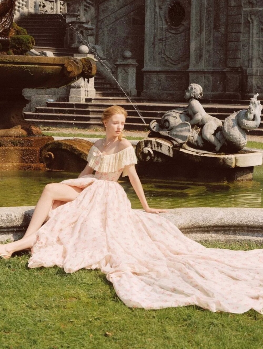 Lacemade Princess Sissi Gown - Picture 8 of 8